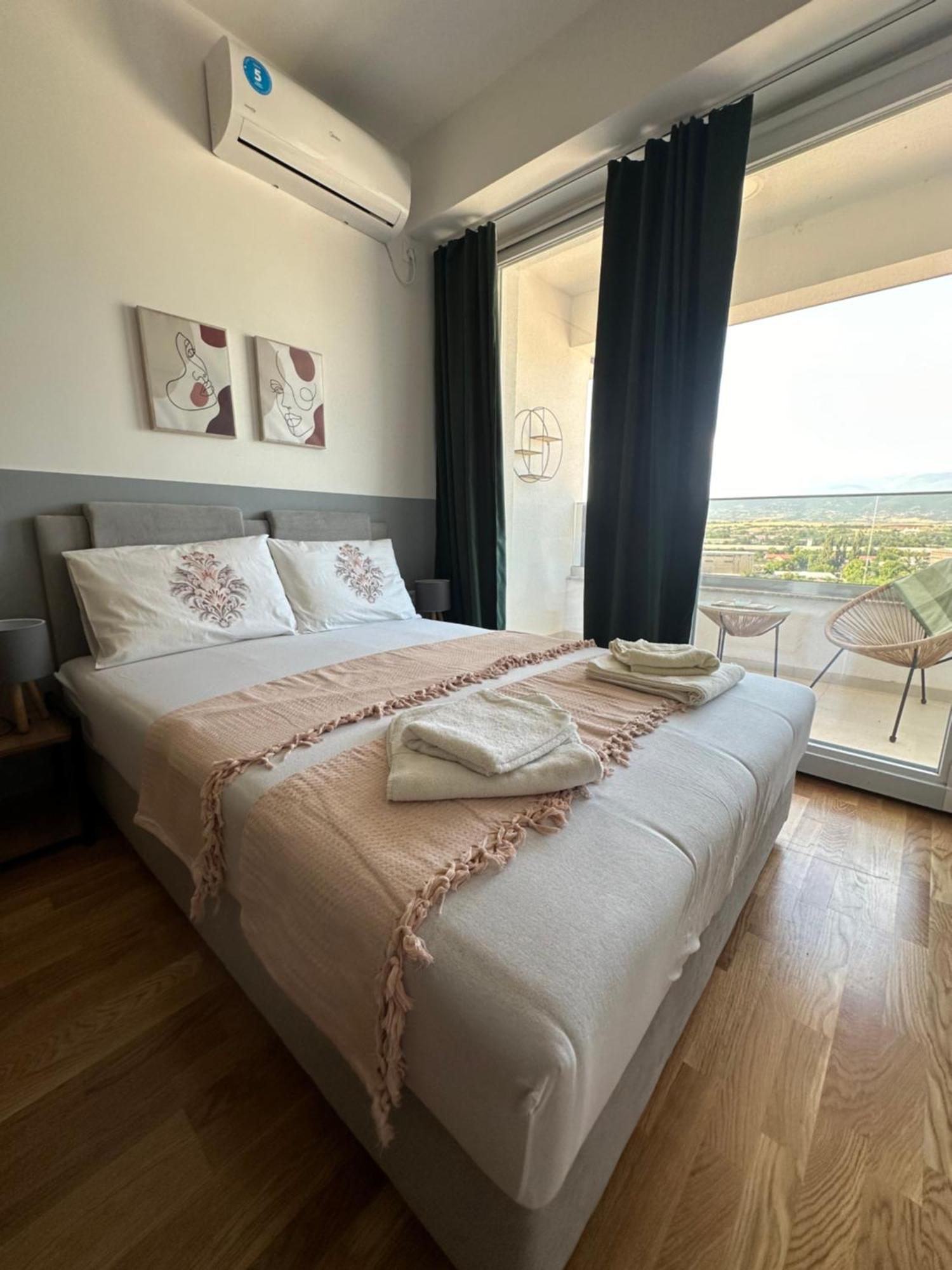 סקופיה Apartments Jana מראה חיצוני תמונה