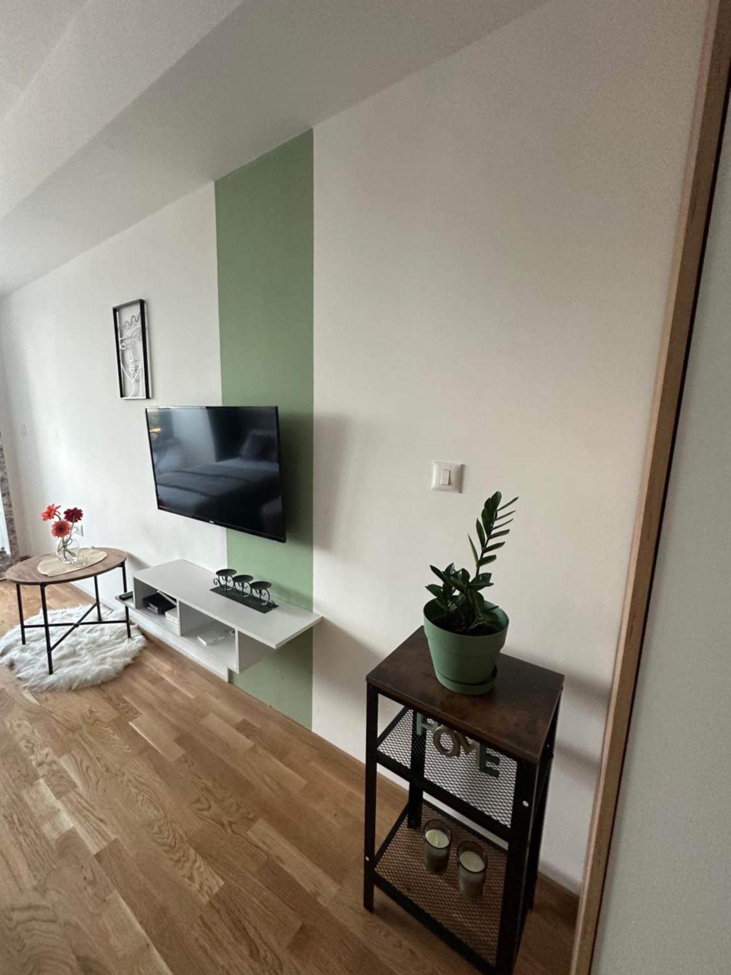 סקופיה Apartments Jana מראה חיצוני תמונה